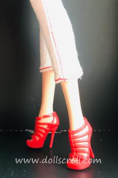Mattel - Barbie - Barbie Basics - Model No. 03 Collection Red - Doll