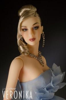 JAMIEshow - JAMIEshow - Veronika - Doll (UFDC)