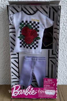 Mattel - Barbie - Fashion Pack - Ken Doll Clothes with Graphic T-Shirt, Purple Shorts and Eyeglasses - Outfit
