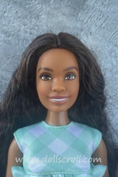 Mattel - Barbie - Fashionistas #240 - Minty Green Ruffled Gingham Dress - Curvy - Poupée