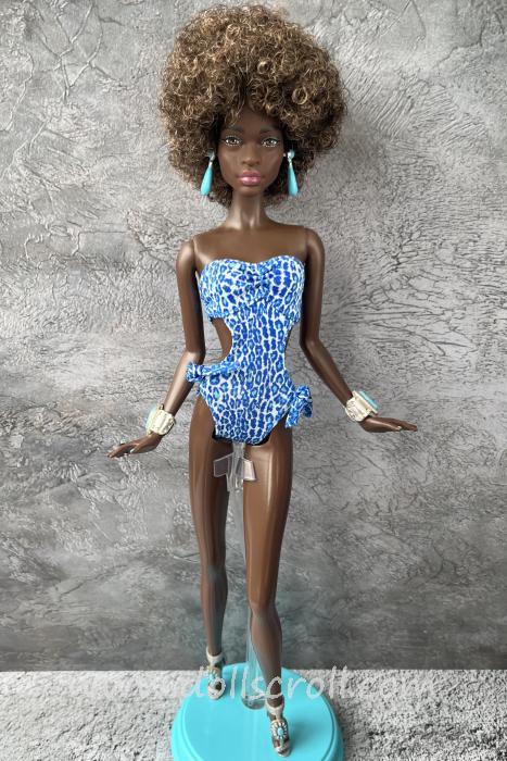 2025 Rose on model muse body