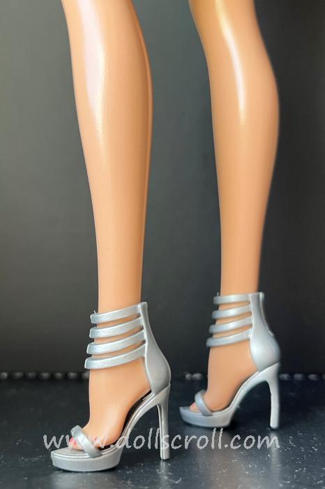 Quadruple-andle-strap Sandals